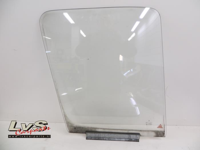 Mercedes Sprinter Türscheibe 4-türig rechts vorne