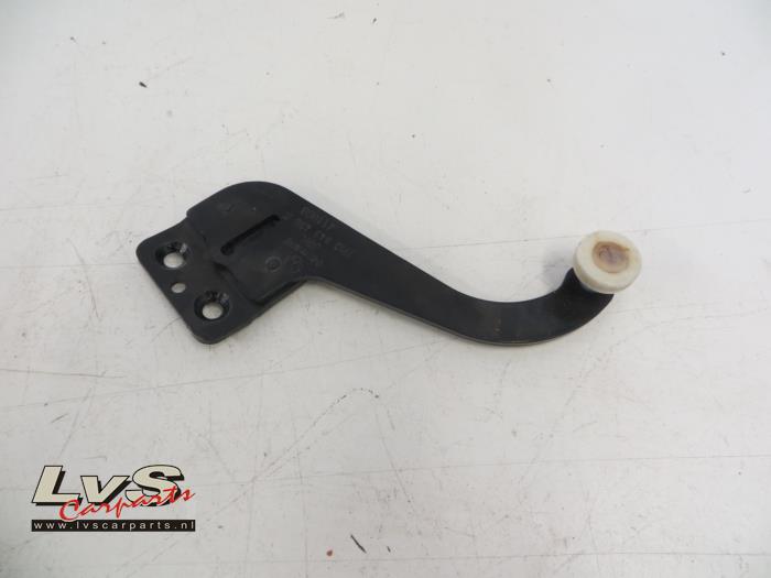 Volkswagen Transporter Sliding door roller, right