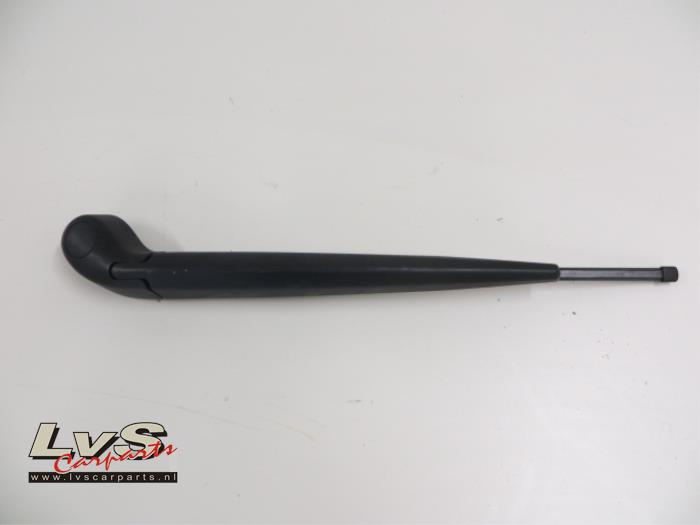 Volvo V70/S70 Rear wiper arm