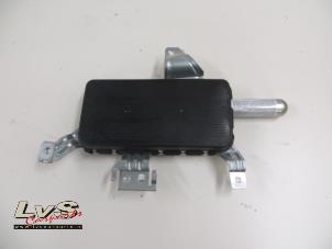 Begagnade Dörrairbag, 4-dörrars, höger bak Mercedes C-Klasse Pris € 24,00 Marginaltabell erbjuds av LvS Carparts