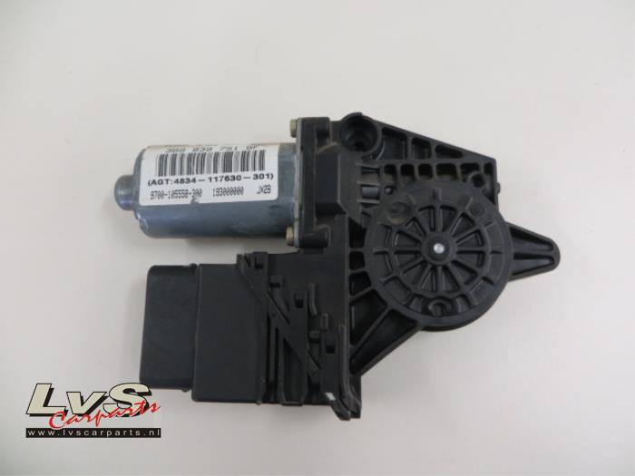 Volkswagen Passat Door window motor
