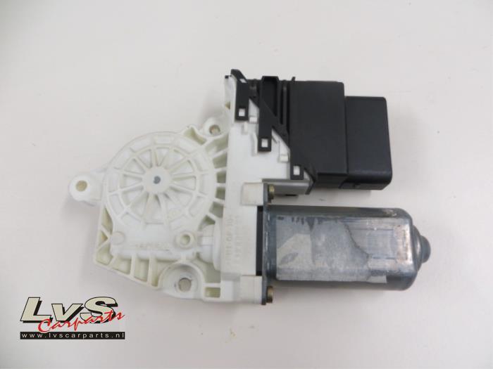 Seat Leon Door window motor