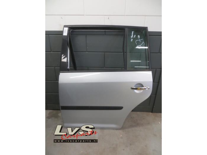 Volkswagen Touran Rear door 4-door, left