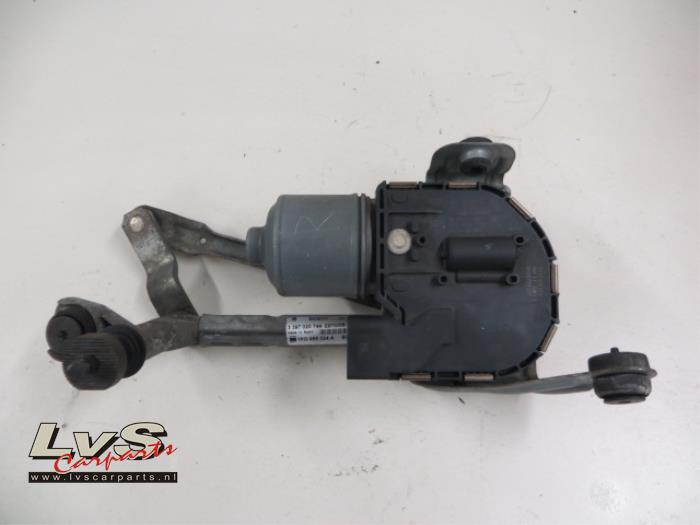 Seat Leon Scheibenwischermotor vorne