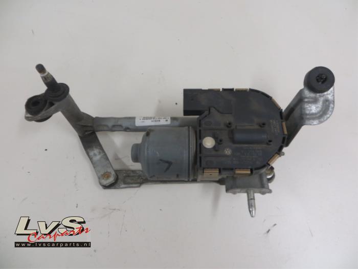 Volkswagen Golf Plus Ruitenwissermotor voor