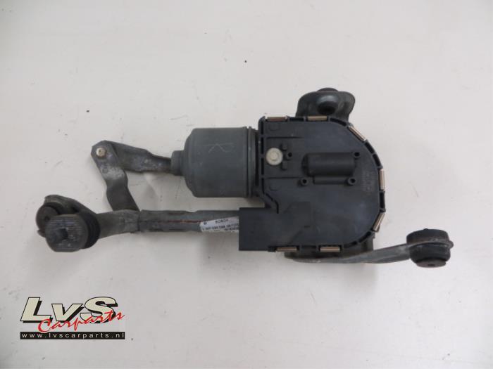 Seat Leon Scheibenwischermotor vorne