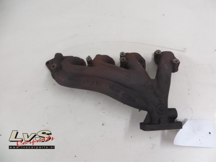 Mercedes B-Klasse Abgaskrümmer