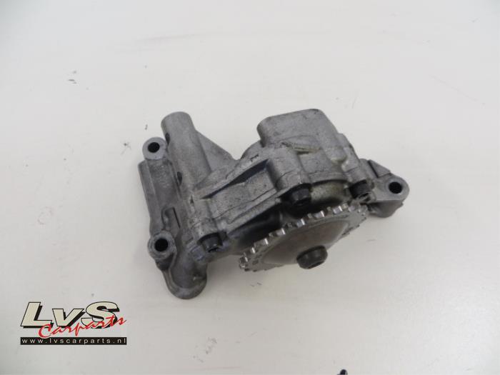 Volkswagen Transporter Oil pump