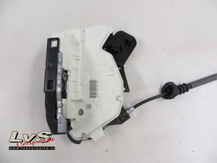 Volkswagen Golf Deurslot Mechaniek 4Deurs rechts-achter