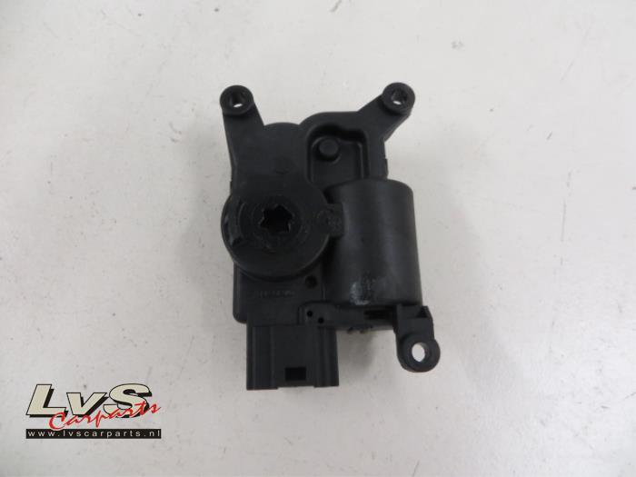 Volkswagen Golf Heater valve motor