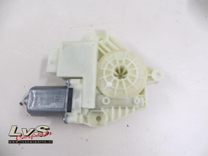 Volkswagen Golf Door window motor