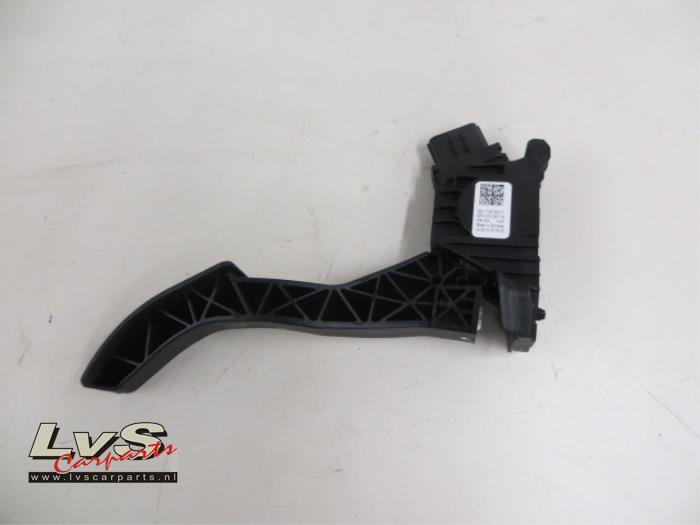 Volkswagen Golf Accelerator pedal
