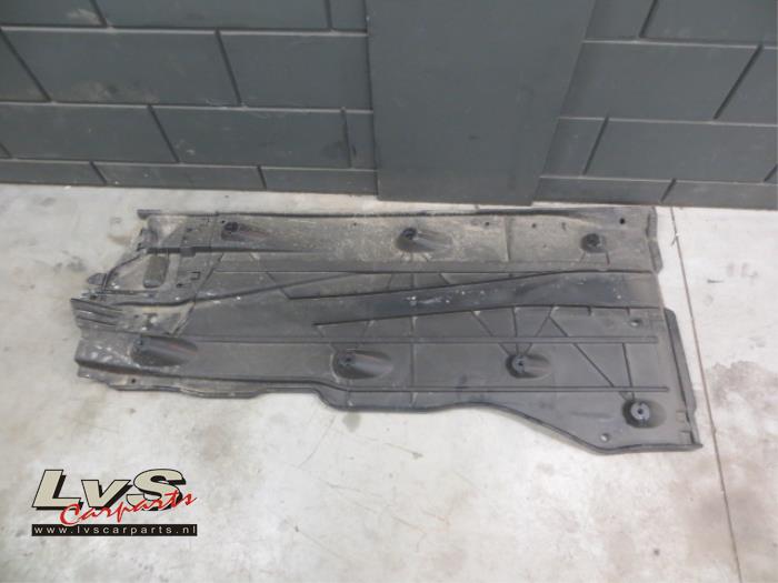 Volkswagen Golf Beschermplaat bodem