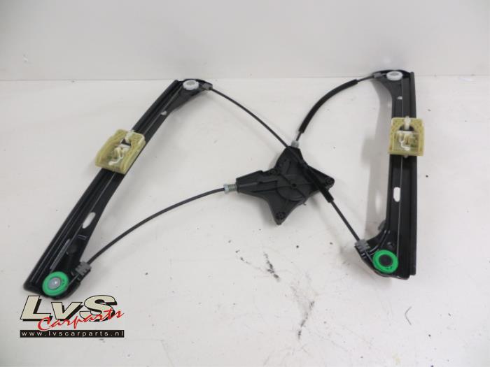 Volkswagen Passat Mécanique vitre 4portes avant gauche