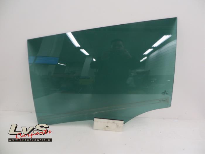 Volkswagen Passat Rear door window 4-door, left