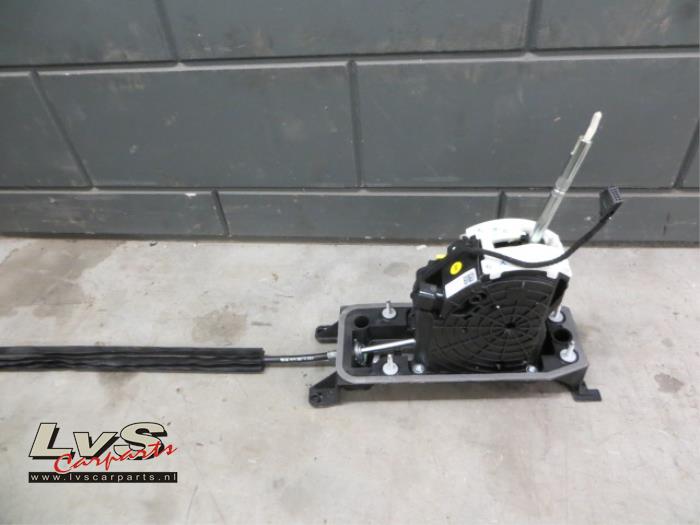 Volkswagen Passat Automatic gear selector