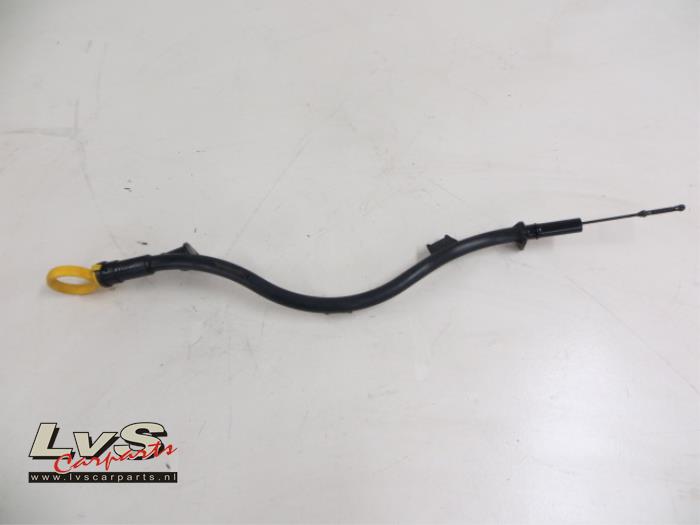Volkswagen Passat Oil dipstick