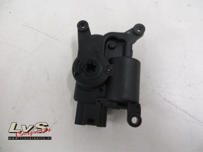 Volkswagen Golf Heater valve motor