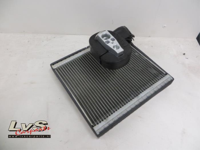 Volkswagen Golf Aircoverdamper