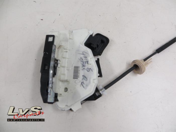 Volkswagen Golf Serrure portière mécanique 4portes avant droite