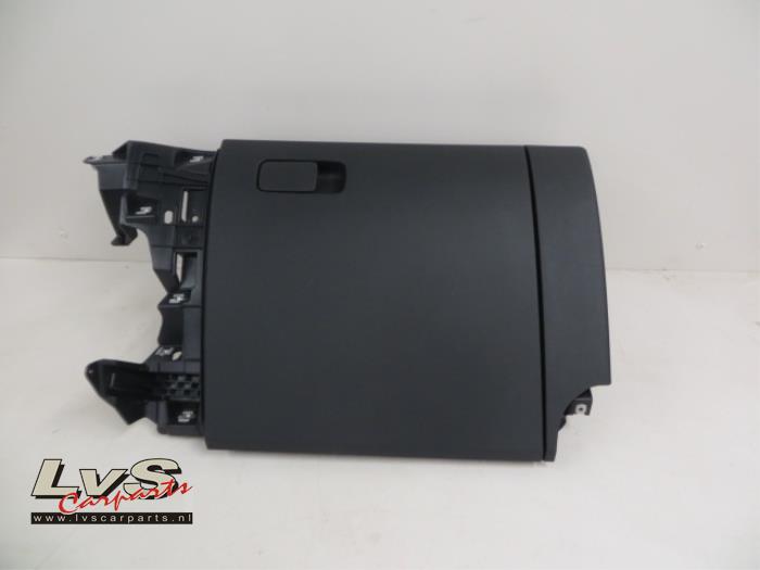 Volkswagen UP Glovebox