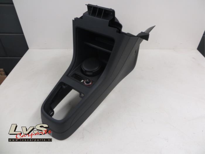 Volkswagen UP Console centrale