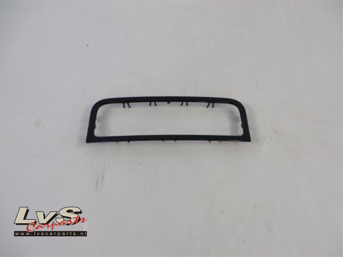 Volkswagen Touareg Cover, miscellaneous