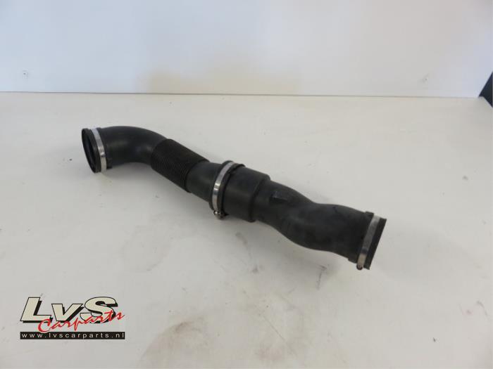 Opel Astra Air intake hose