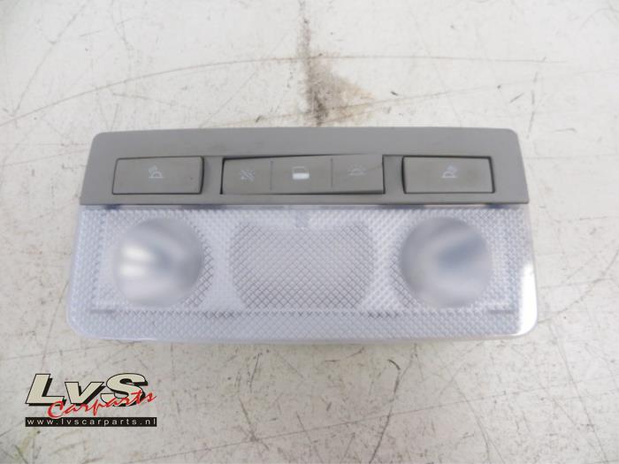 Opel Astra Eclairage intérieur avant