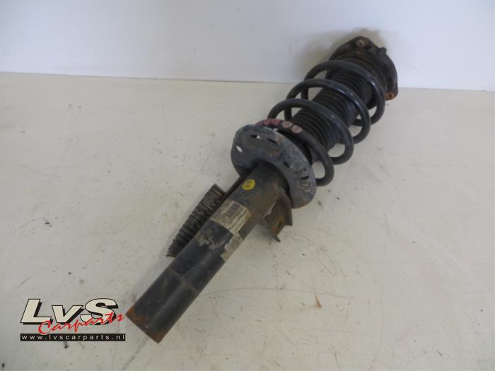 Volkswagen Touran Schokdemper links-voor