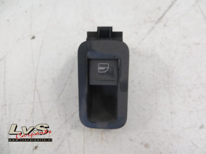 Volkswagen Polo Electric window switch