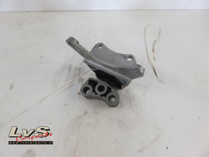 Alfa Romeo Giulietta Engine mount