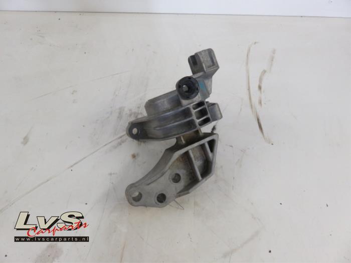 Alfa Romeo Giulietta Engine mount