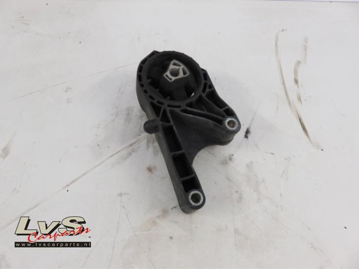 Opel Insignia Gearbox mount