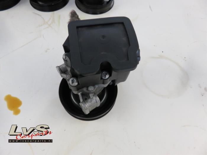 Mercedes Sprinter Lenkkraftverstärker Pumpe