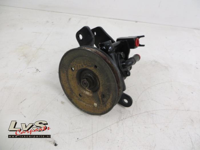 Nissan Terrano Lenkkraftverstärker Pumpe