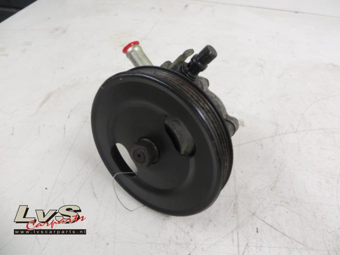 Mitsubishi L200 Pompe direction assistée