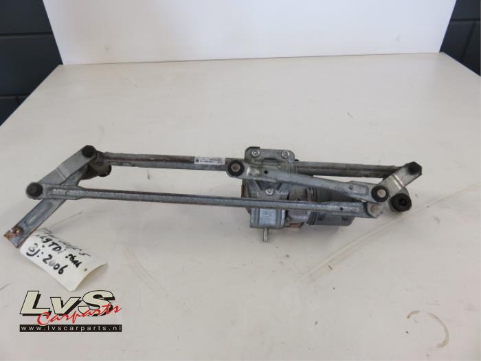 Volkswagen Golf Wiper motor + mechanism