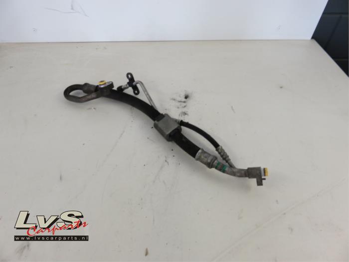 BMW 3-Serie Air conditioning line