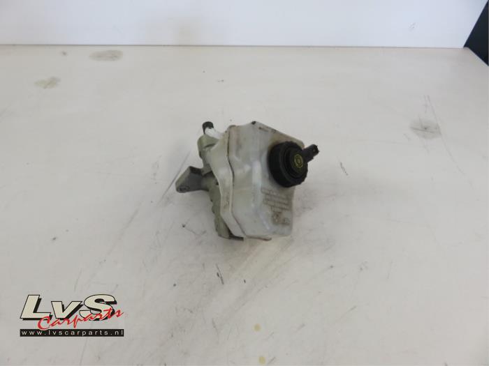 BMW 3-Serie Master cylinder