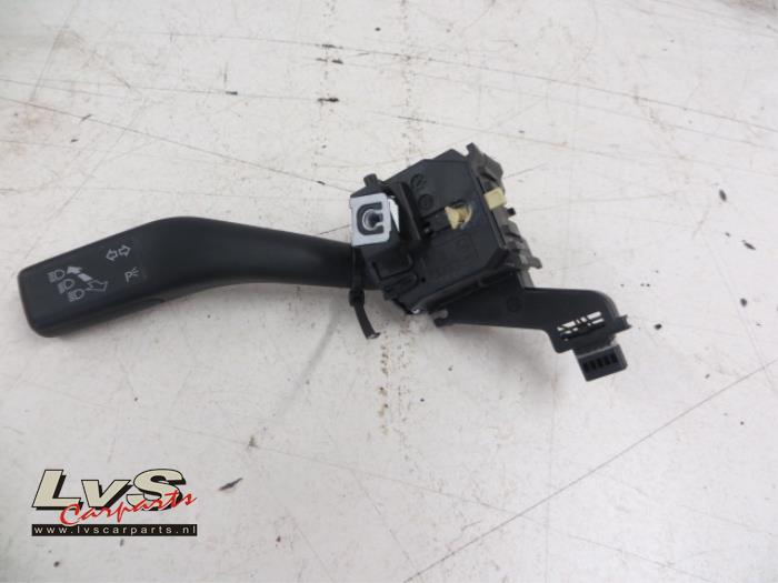 Volkswagen Golf Plus Indicator switch
