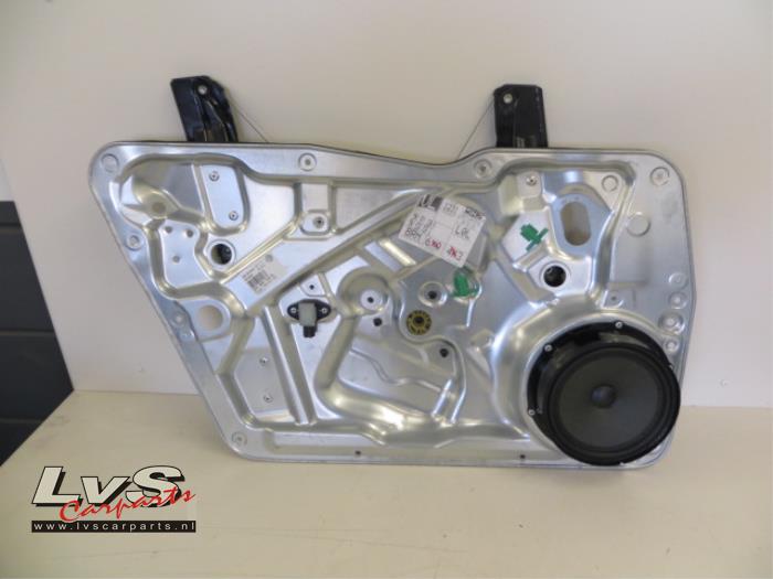 Volkswagen Tiguan Fenstermechanik 4-türig links vorne