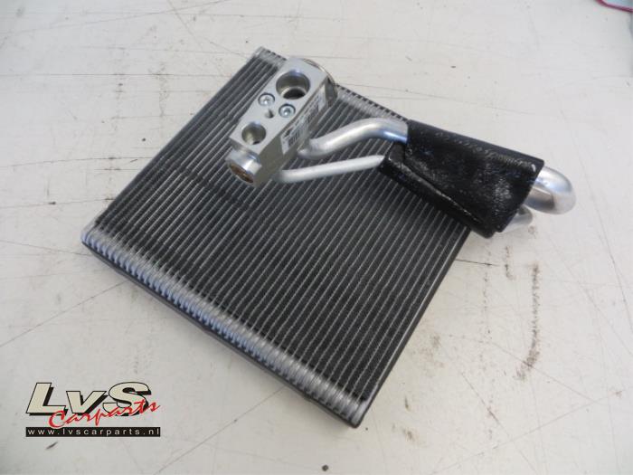 Volkswagen Golf Aircoverdamper