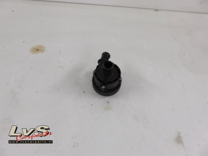 Volkswagen Polo Zusätzliche Wasserpumpe