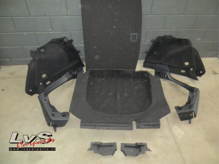 Volkswagen Golf Revêtement coffre