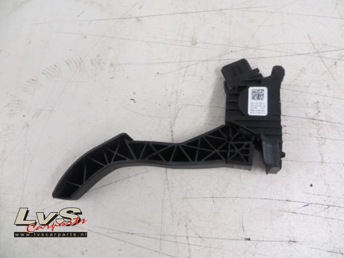 Volkswagen Golf Accelerator pedal