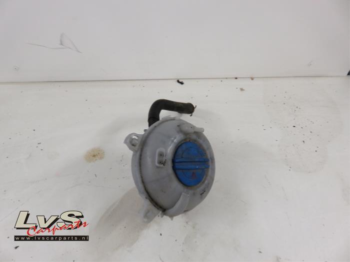 Volkswagen Golf Expansion vessel