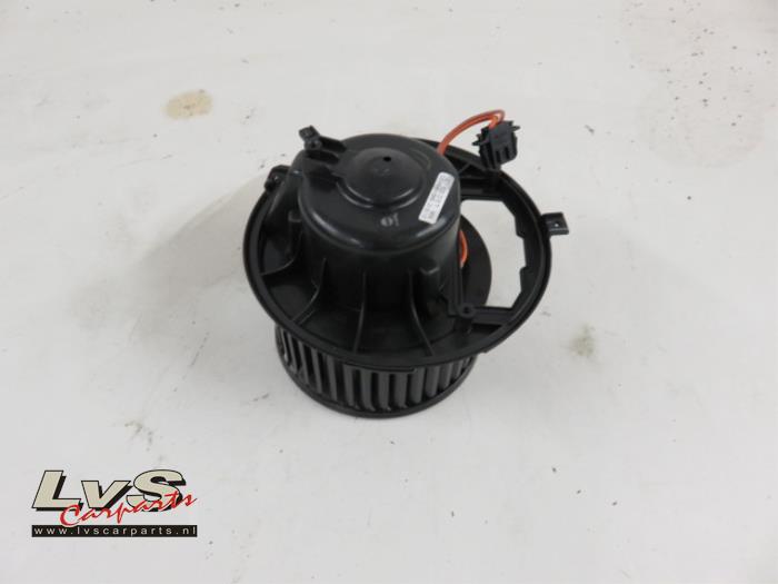 Volkswagen CC Heating and ventilation fan motor