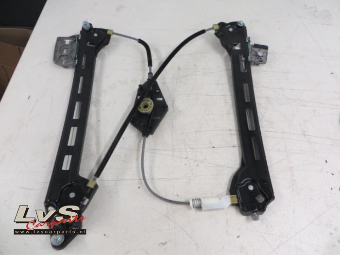 Volkswagen CC Rear door window mechanism 4-door, right