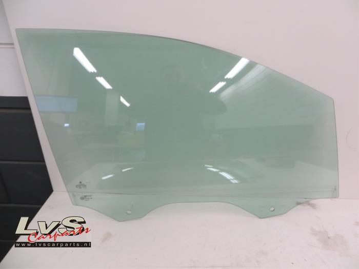 Volkswagen Touran Door window 4-door, front right